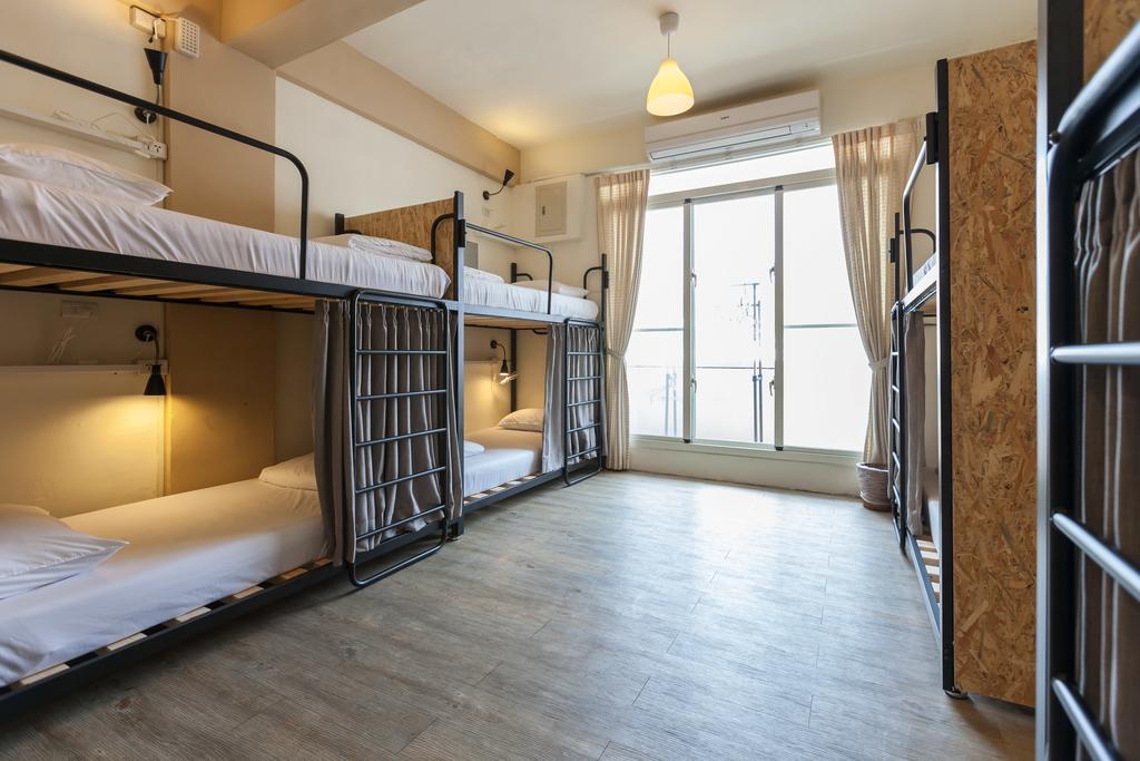 Sleeping Boot Hostel Хуалянь Экстерьер фото